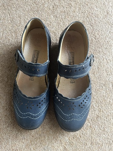 Loretta navy leather shoes - leather, uk