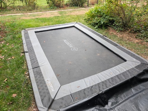 North ground trampoline - in-ground,
