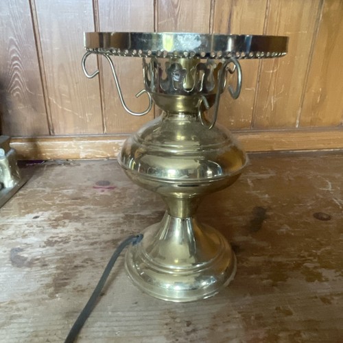 Vintage brass oil lamp - brass, style