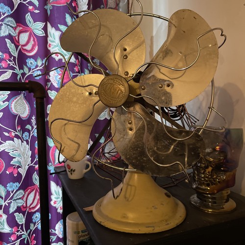 Limit vintage desk fan metal - vintage,