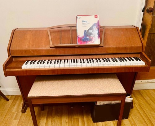 Eavestaff mini piano tuned - tuned,, 85