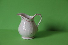 Seltmann Weiden Regina Red Lily Creamer 26857