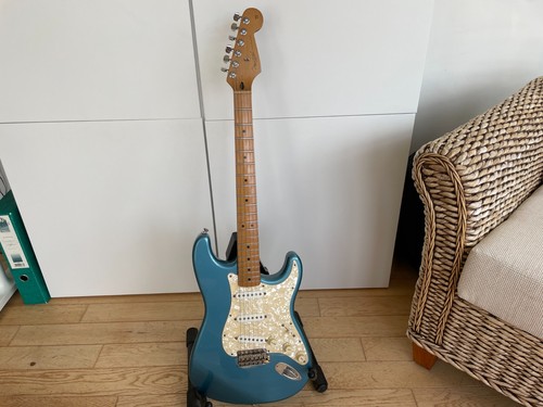 Fender stratocaster deluxe - fender,