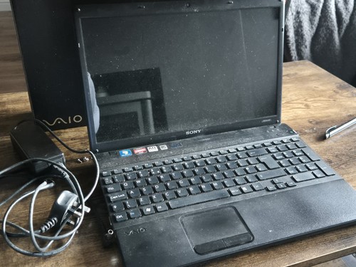 Sony vaio vpcee3z0e - vaio, laptop