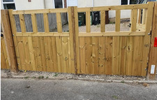 Wooden garden driveway gates, 6ft 180cm High, Double Driveway