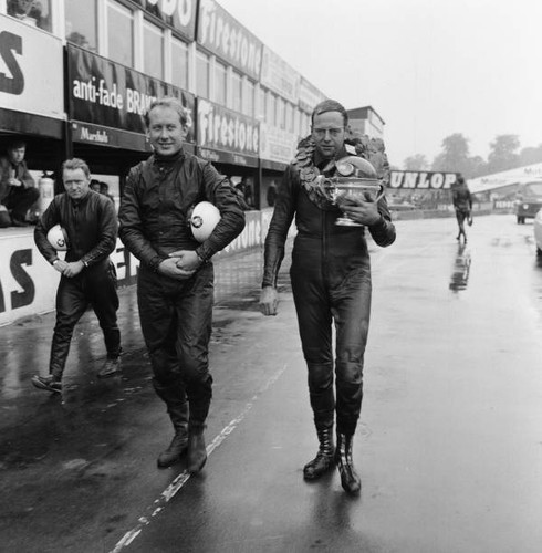 Sidecar racing oulton - racing,