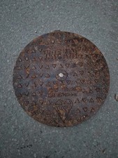 Reclaimed Round Cast Iron