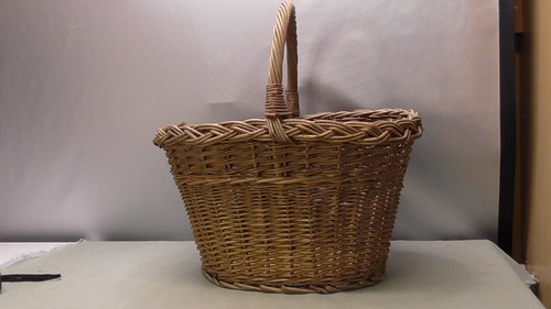 Vtg large market - market, willow