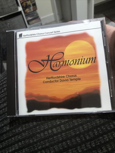 Harmonium hertfordshire chorus - harmonium,