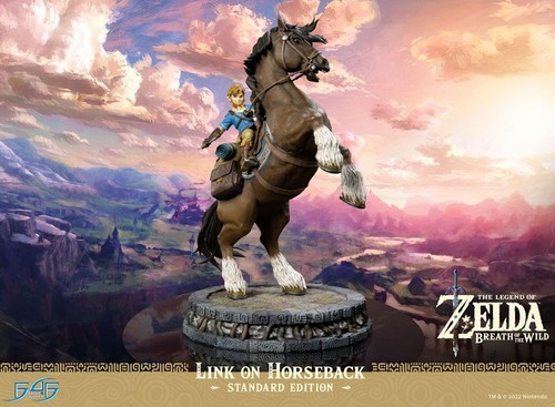Legend zelda statue - of, on