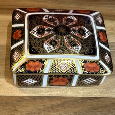 Royal Crown Derby  1128