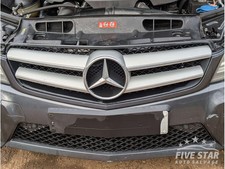 Mercedes-Benz C-Class Front