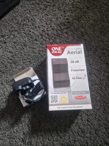 Amplified indoor aerial one - aerial,