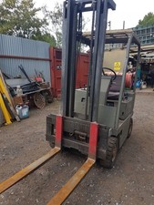 Caterpillar  approx 1500KG Counter Balance Forklift with Side Shift