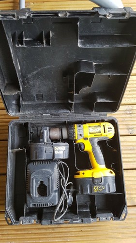 Dewalt drill dc988 xrp combi - drill,