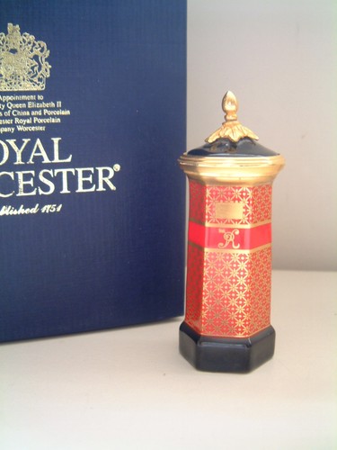 Very rare royal worcester - very, ***