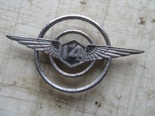 VINTAGE AUSTIN 14  BADGE