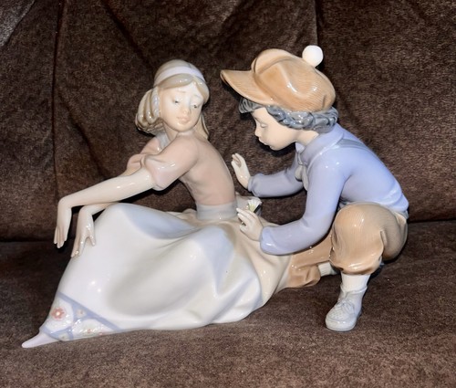 Lladro porcelain figurine for - lladro,