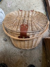 FRONT BIKE BASKET WICKER FRONT