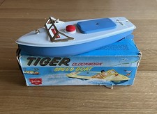 Vintage Antique Sutcliffe Tin Plate Tiger Clockwork Speedboat. Made in England.