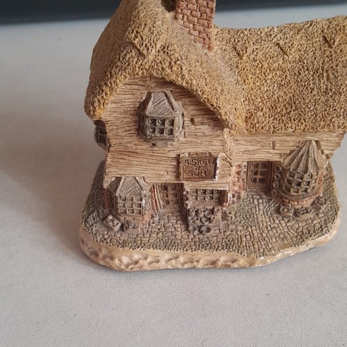 David winter village - david, shop