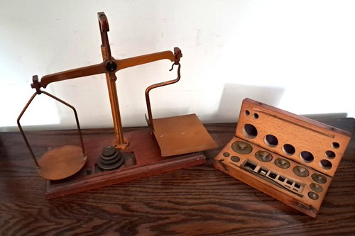 Antique gpo brass - scales, with