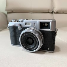 Fujifilm X100S Digital Camera