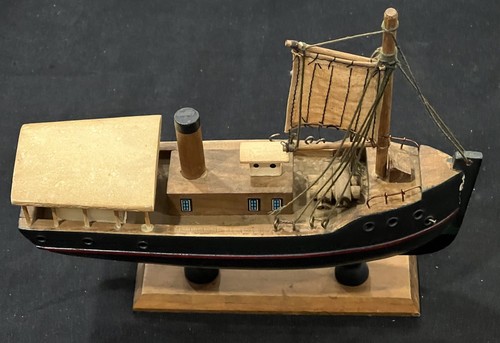 Vintage wooden boat - boat, model
