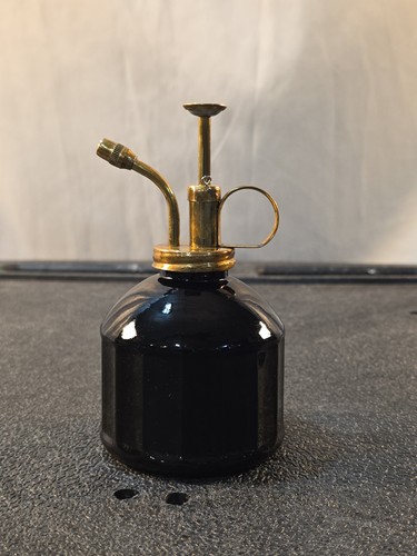 Vintage black glass - black,