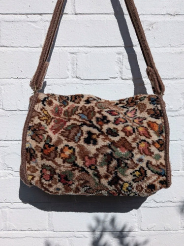 Vintage carpet bags suffolk - vintage,