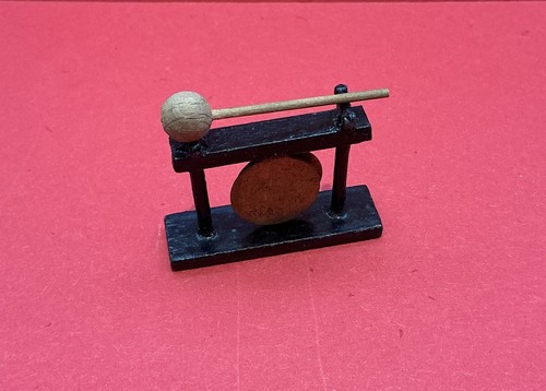 Vintage dolls house pit - dolls,