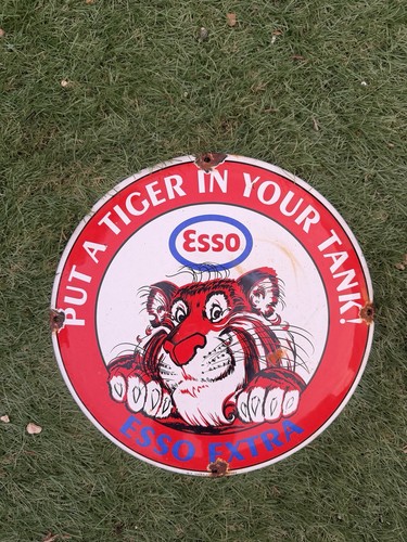 Esso put tiger ur tank - ur,