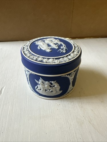 Wedgwood blue jasperware round - wedgwood,