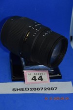 SIGMA 70-300MM NIKON LENS