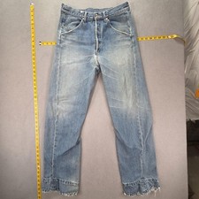 VTG Levis Engineered Jeans