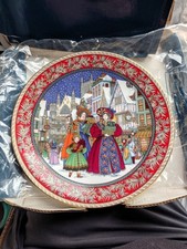 Royal Worcester Christmas Eve Plate 1990 Number 1 by Sue Scullard