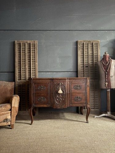 Stunning antique french chest - antique,