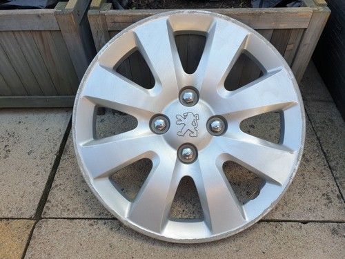 Peugeot 207 wheel - trim, hub