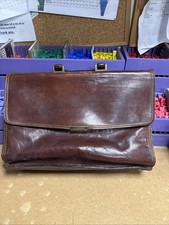 VINTAGE LEATHER BRIEF CASE THE