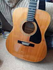 Yamaha FG405 Acoustic Guitar