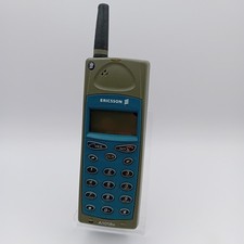ERICSSON A1018S VINTAGE MOBILE PHONE - SPARES OR REPAIRS, PROP -RARE RETRO PHONE