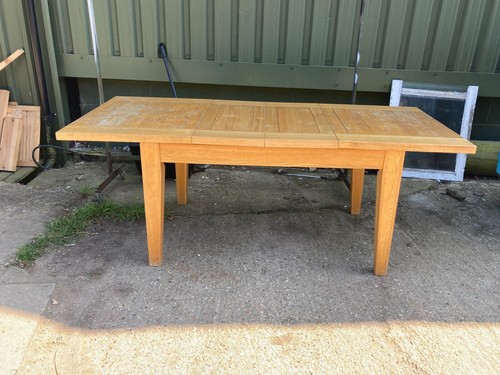 Heavy extending dining table - extending,