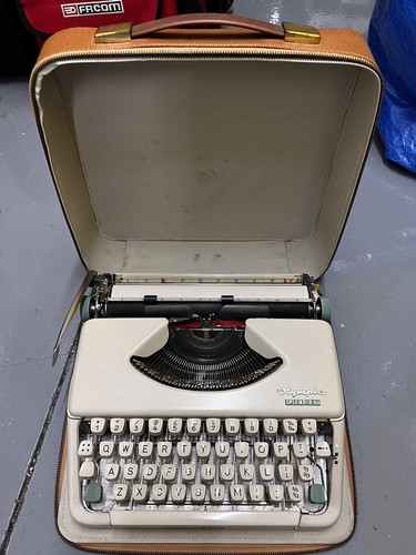 Vintage olympia splendid - vintage,