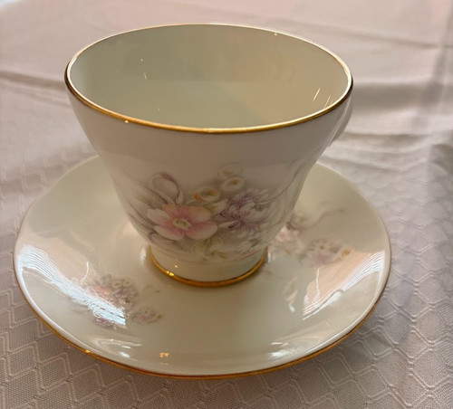 Lovely crown trent - fine, bone