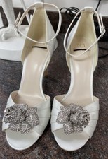 Jenny Packham Ivory Jewelled Embellished High Heeled Shoe Size 6 New