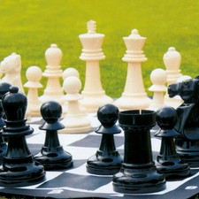 Traditional Garden Games Giant