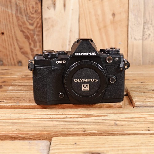 Used olympus m5 mark ii - olympus,