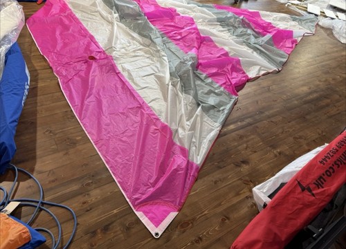 Cross cut spinnaker - spinnaker, sailing