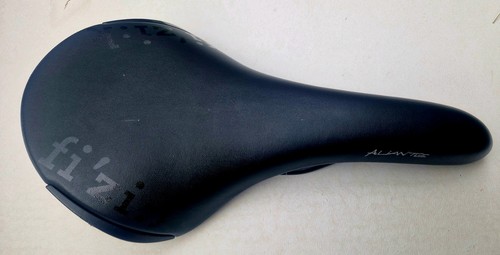 Aliante road bike - fi'zi:k,