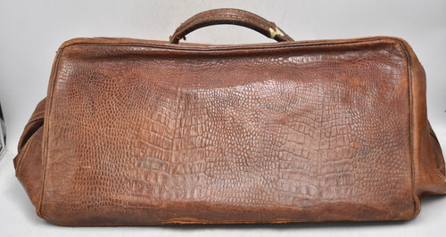 Antique crocodile leather - antique,